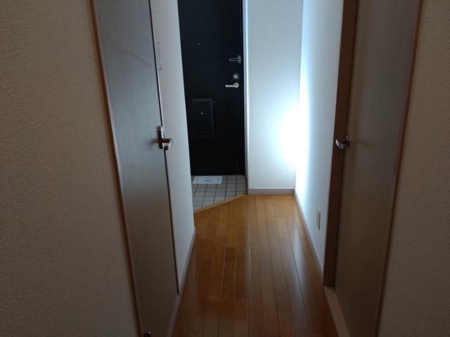 エーデルブルーメ内匠 玄関