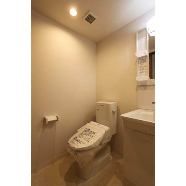 イアース横濱関内8階 同建物別部屋の参考画像