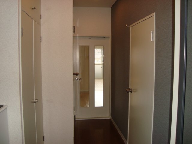 リバーサイドソシア 廊下