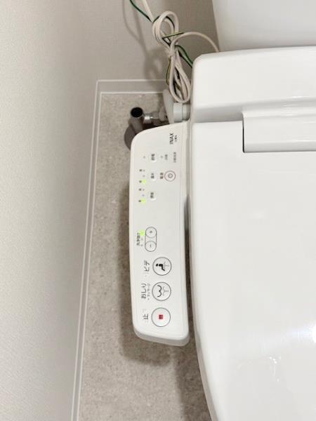 エレミ本蓮沼1階 トイレ