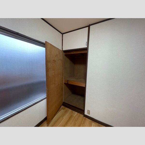 農住メゾン霞 収納