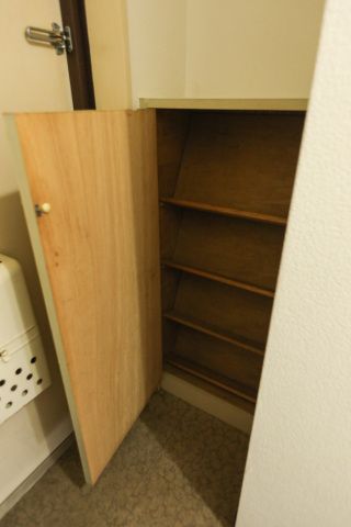 スカイコート横浜山手302号室 シューズボックス