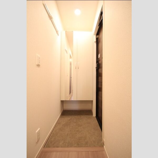 コンフォート北綾瀬 玄関