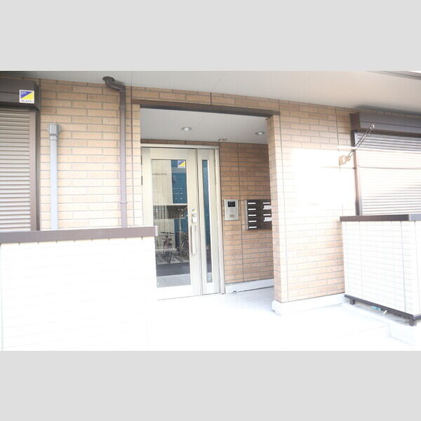 Polaris(ポラリス)303号室 エントランス