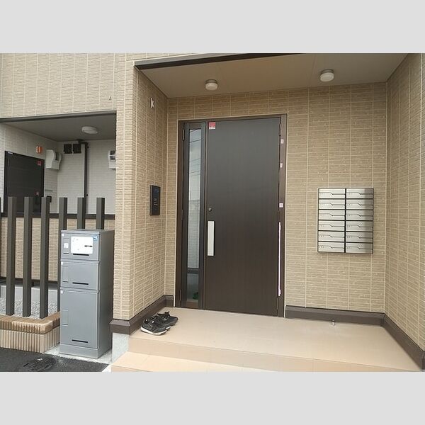 primavera(プリマヴェーラ) エントランス