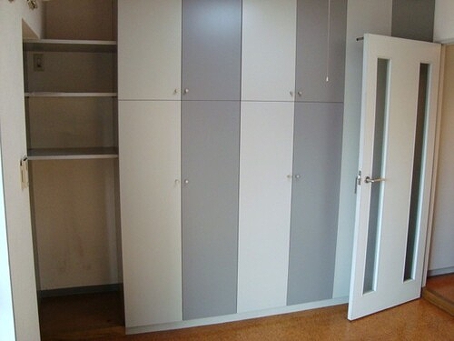 カルトゥーシュ芦花 クロゼット　※2012年4月撮影