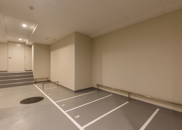 ガーラ・プレシャス練馬7階 バイク置場