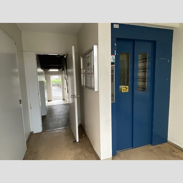 アーバンヒルズ エントランス