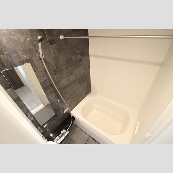 プログレンス能見台　B棟103号室 浴室