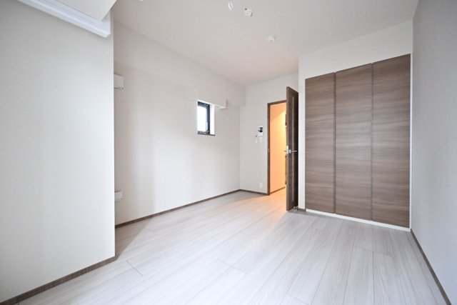 ＧＲＡＮＳＩＴＥ　ＮＡＫＡＭＥＧＵＲＯ6階 部屋その他