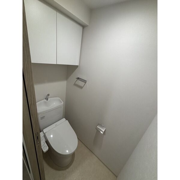 スプランディッド大島302号室 トイレ