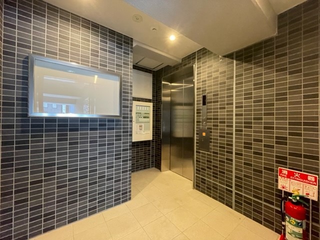 アスカレジデンス戸越銀座 EVホール