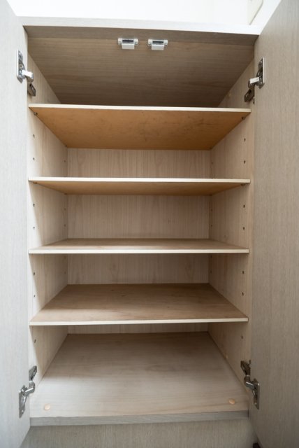 ガラ・シティ高井戸3階 靴入