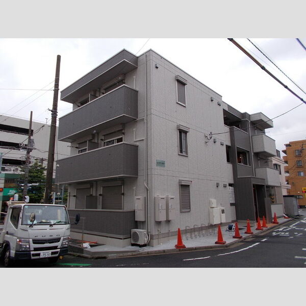 エスポワール南太田201号室 外観