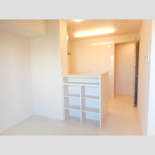 ウィン行徳201号室 LDK②