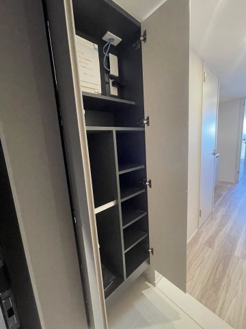 プライムメゾン千葉新町0816号室 収納