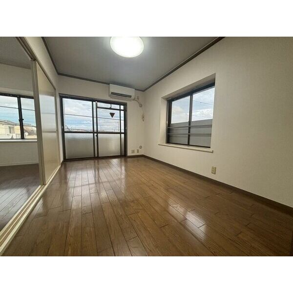 ジュネパレス柏第770402号室 リビング