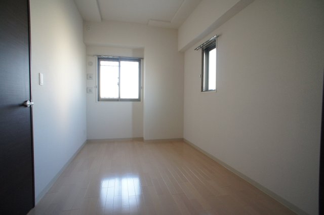 グリシーヌ・ユイット ゆったりとした居間です