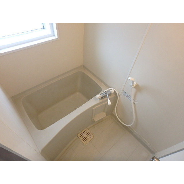 豊ロイヤルマンション401号室 内観