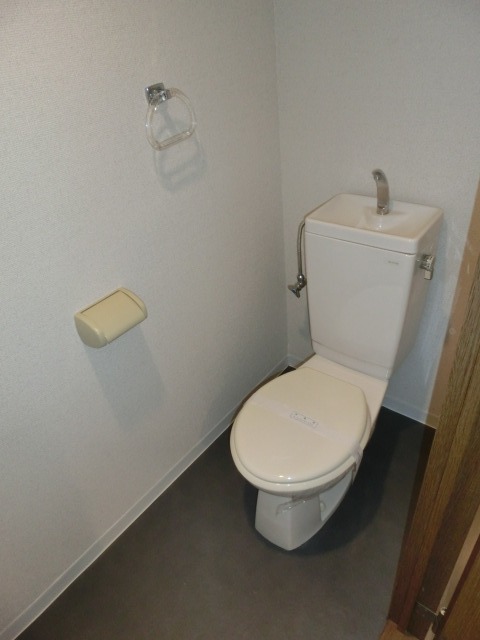 エスポワール和光1階 トイレ