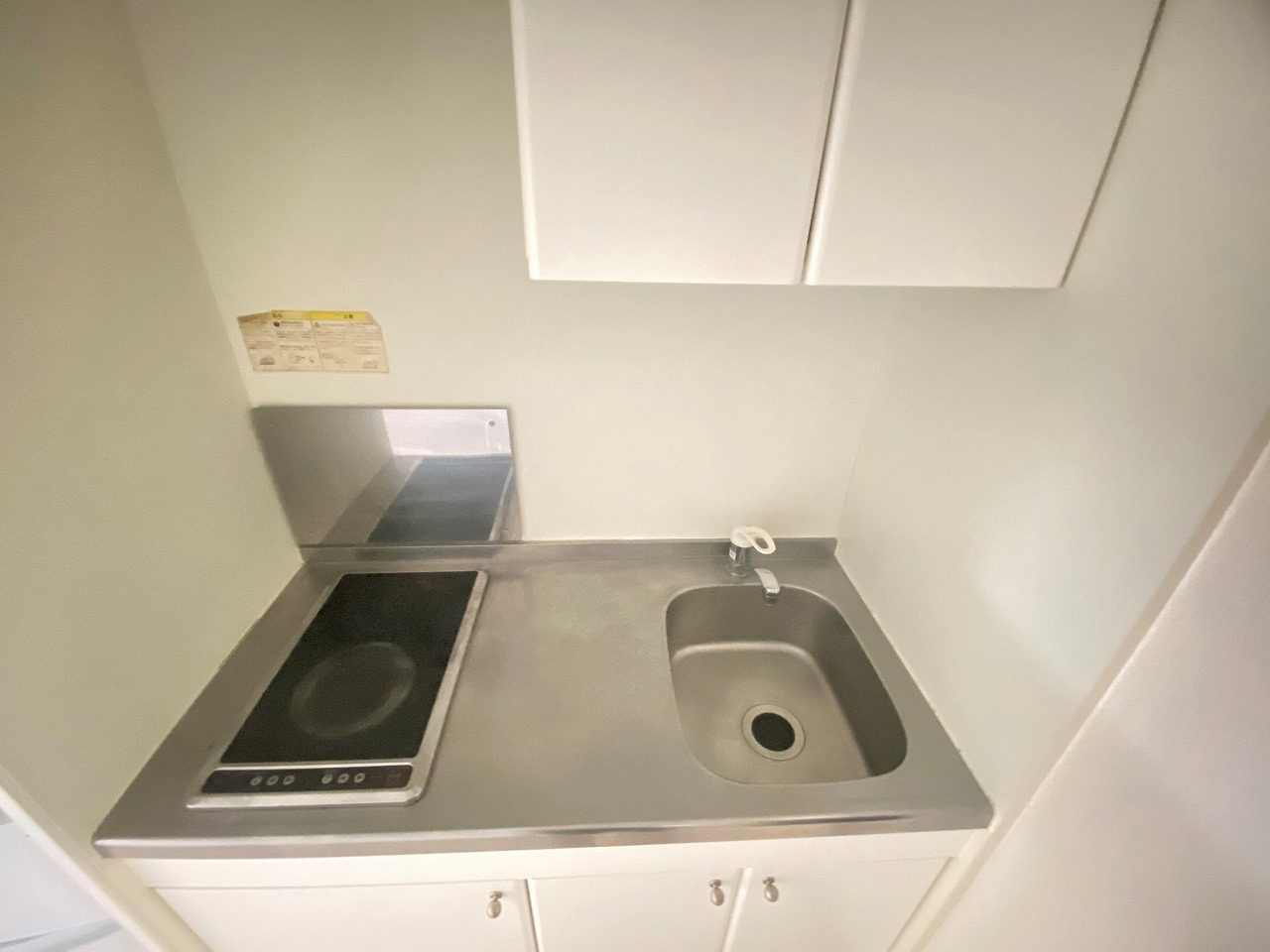 レオネクストアゼリアコート 内観