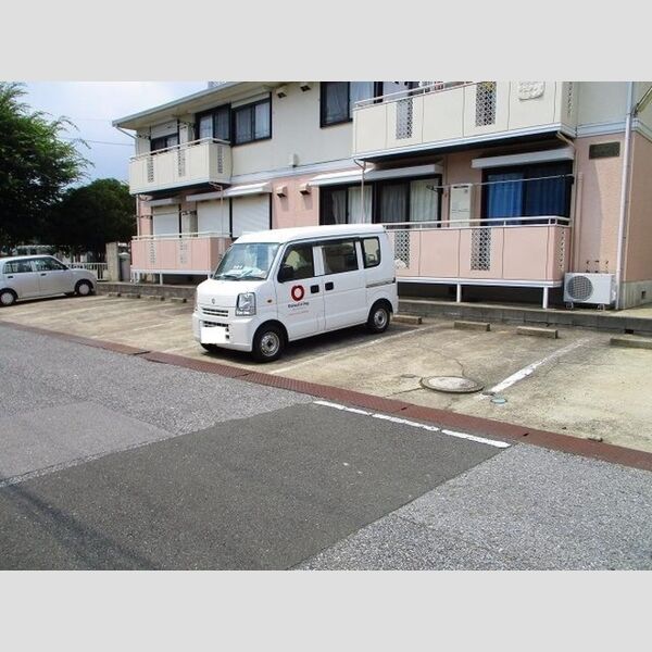 グランメールコホリ　弐番館 駐車場