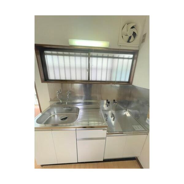 秋本荘 キッチン