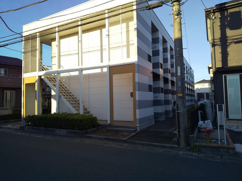 レオパレスＨａｎａｌｅｉの外観画像