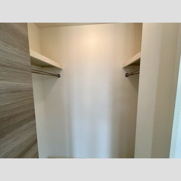 クラヴィーア船橋三山207号室 クローゼット