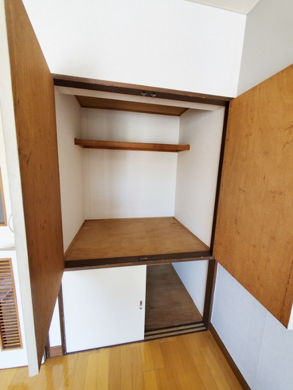 フェイマス富藤3階 収納