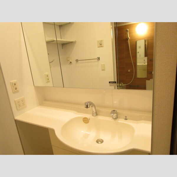 グランシャリオ 洗髪洗面化粧台