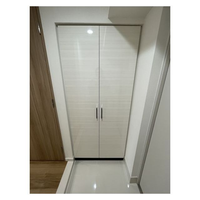 ルクレ両国 玄関脇シューズボックス