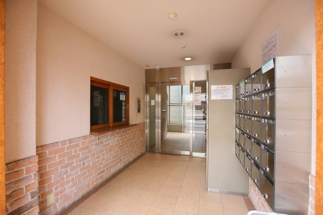 プレール芦花公園 エントランス