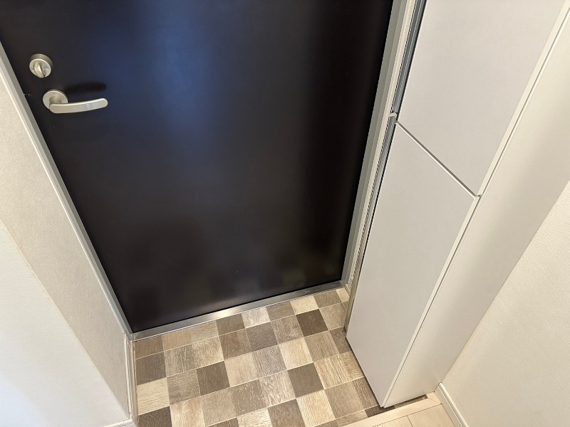 CREAL王子North5階 玄関