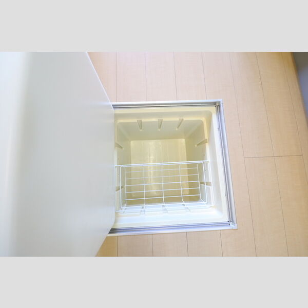 ラ ロジュマン シャンティ 床下収納