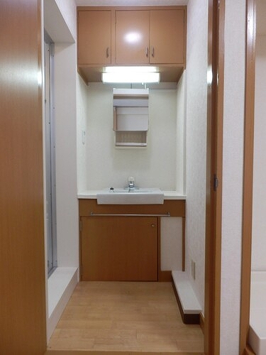 浅野レジデンス2階 洗面所　※2021年7月撮影