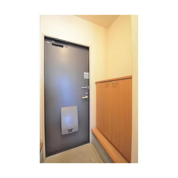 サントピアK 玄関