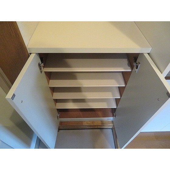 クレール・カサベルデ0403号室 シューズボックス