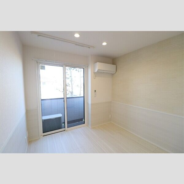 D-KISARIA　WⅠ105号室 洋室