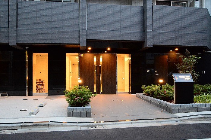 ステージファースト仲御徒町6階 エントランス