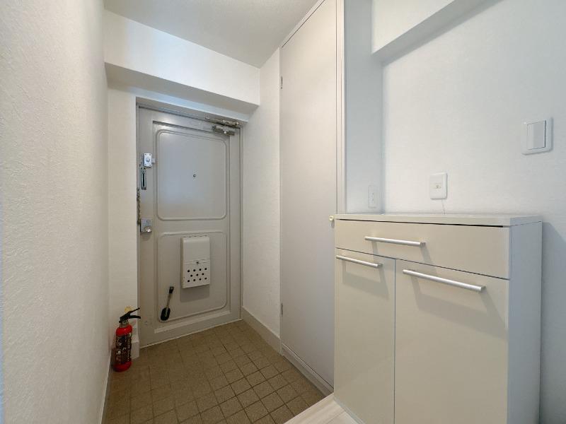 カーサ池尻 玄関