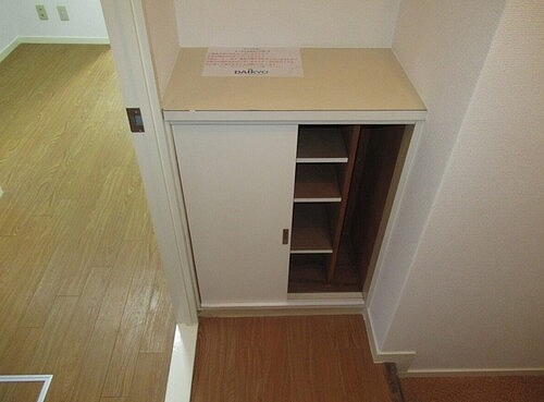 ライオンズマンション田園調布第２ 下足箱