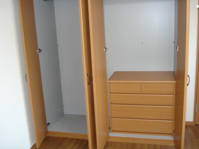 カーサ・アンジェラ101号室 クローゼット