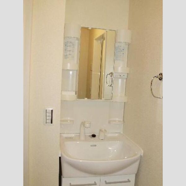 リバーパーク蒲生　A301号室 洗髪洗面化粧台
