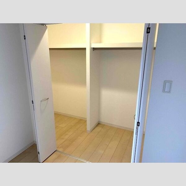 TEC Residence0703号室 同建物別部屋の参考画像