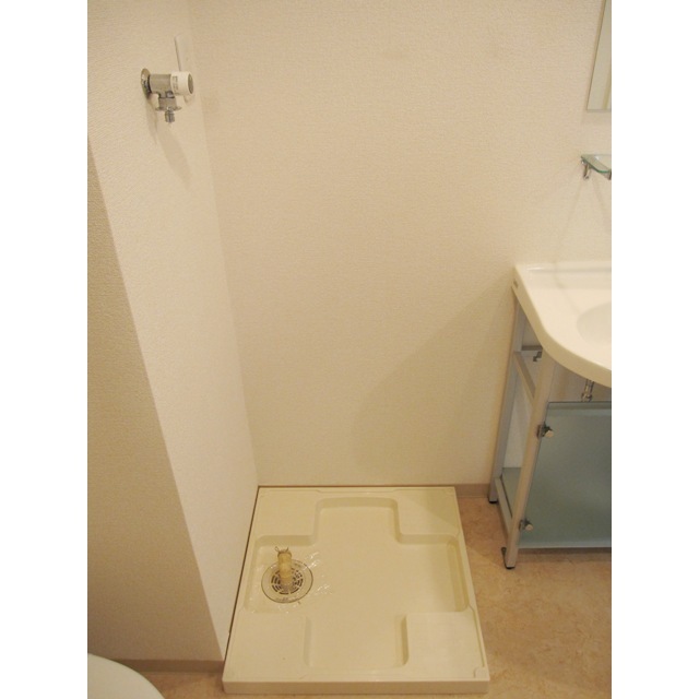 プレール・ドゥーク上高井戸103号室 室内洗濯機置場