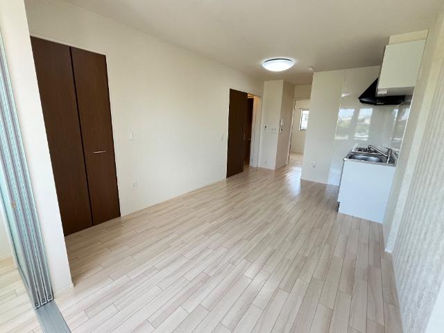 ニュークラリス207号室 リビング（イメージ）