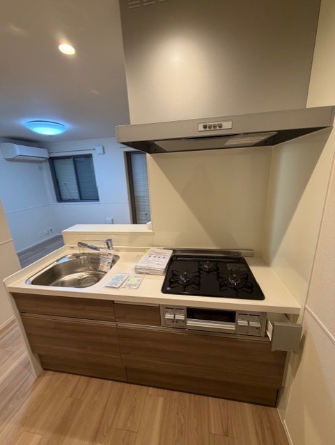 CREST OIZUMI キッチン