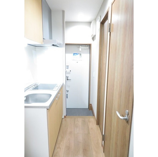 サリス万世町A棟 内観