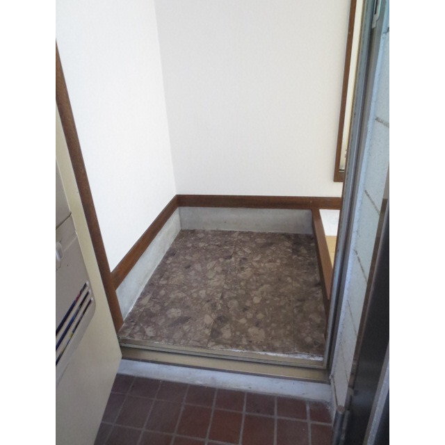 サンバレー坂上1階 玄関